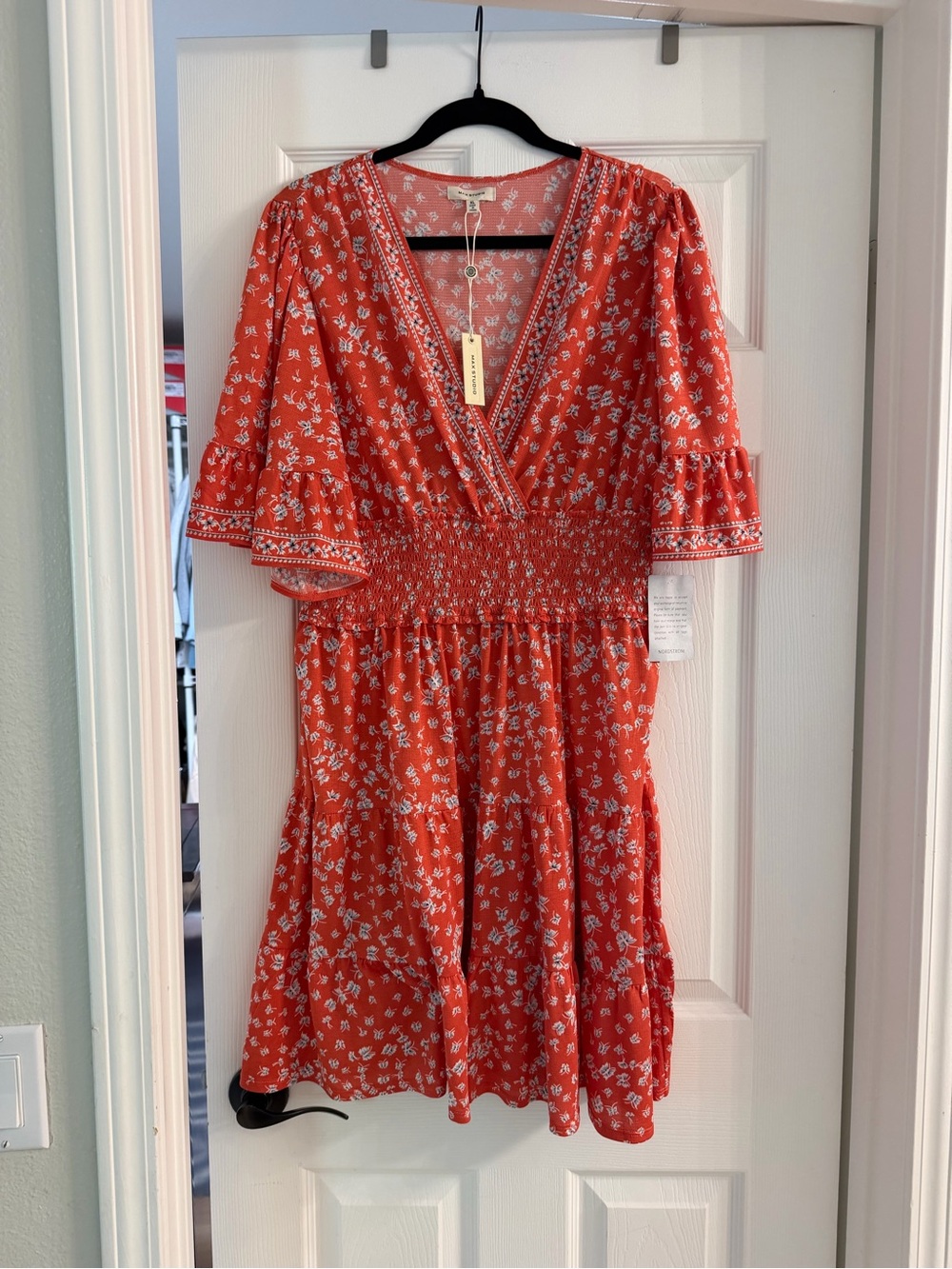NWT Max Studio Coral Red Floral Smocked Waist Dress – XL – MSRP $128